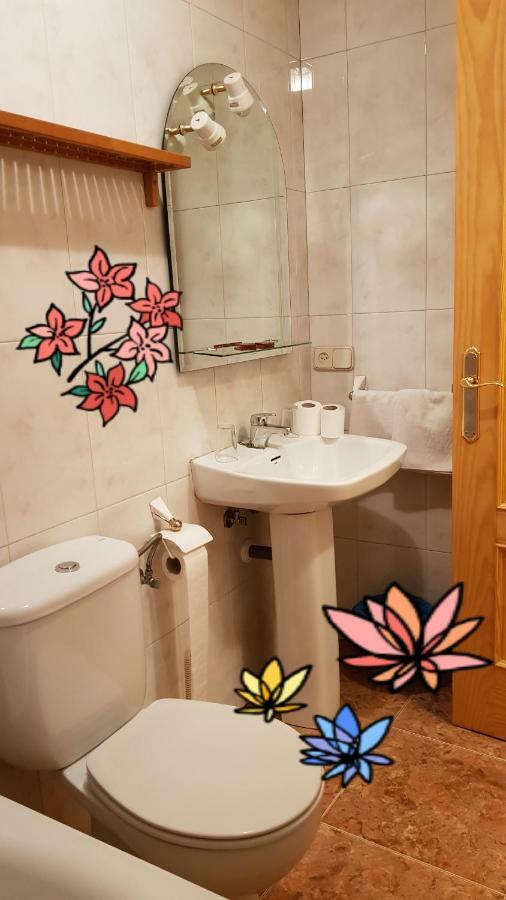 Hostal Plaza El Espinar Dış mekan fotoğraf
